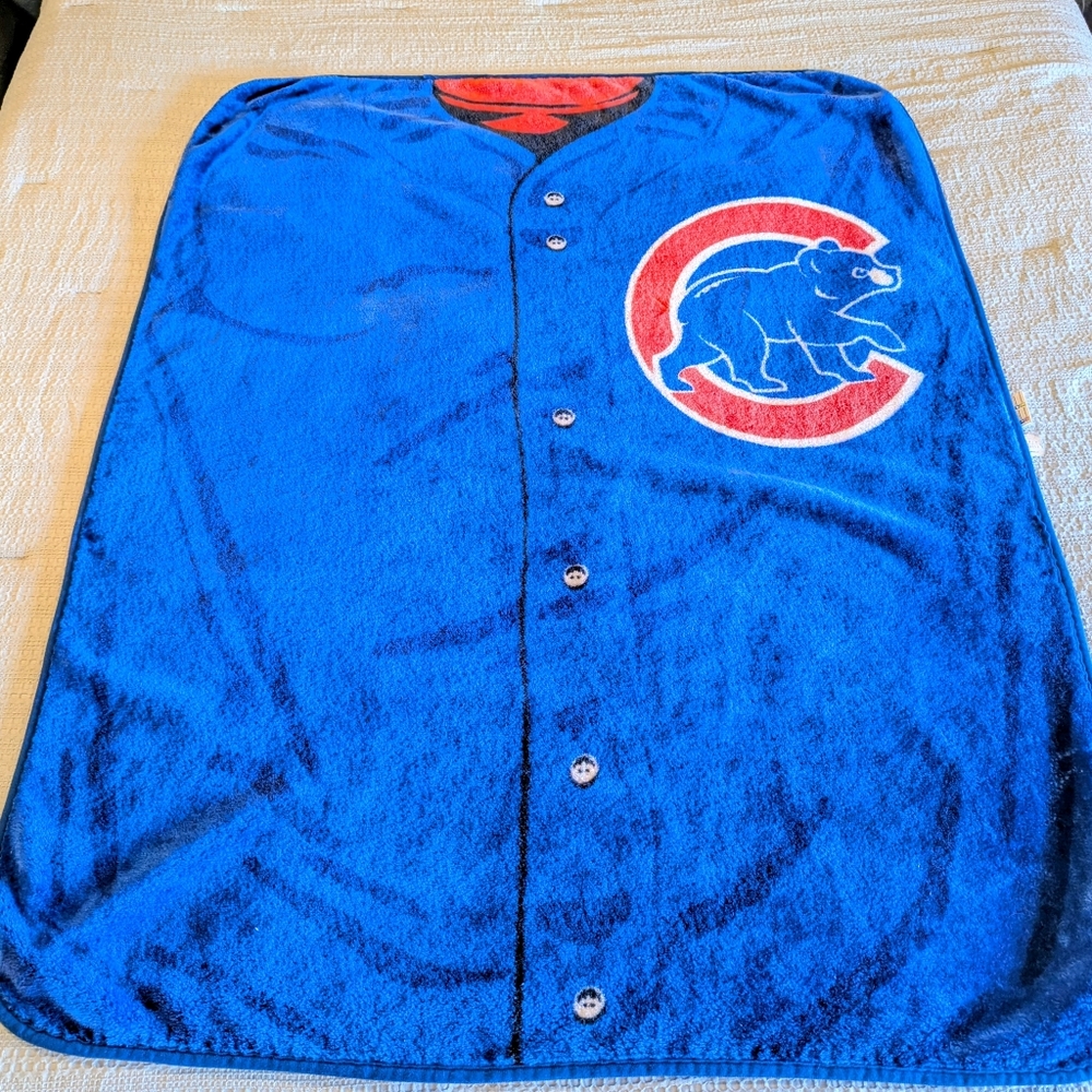 Chicago Cubs Jersey Fluffy Fleece Blanket 48" X 64" 1/2 Inches LIKE NEW ⚾🧢